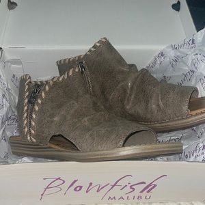 NWT Blowfish Malibu shoes